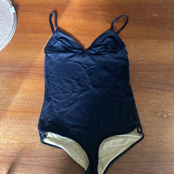 Baserange Swimsuit - Picture 3 of 6